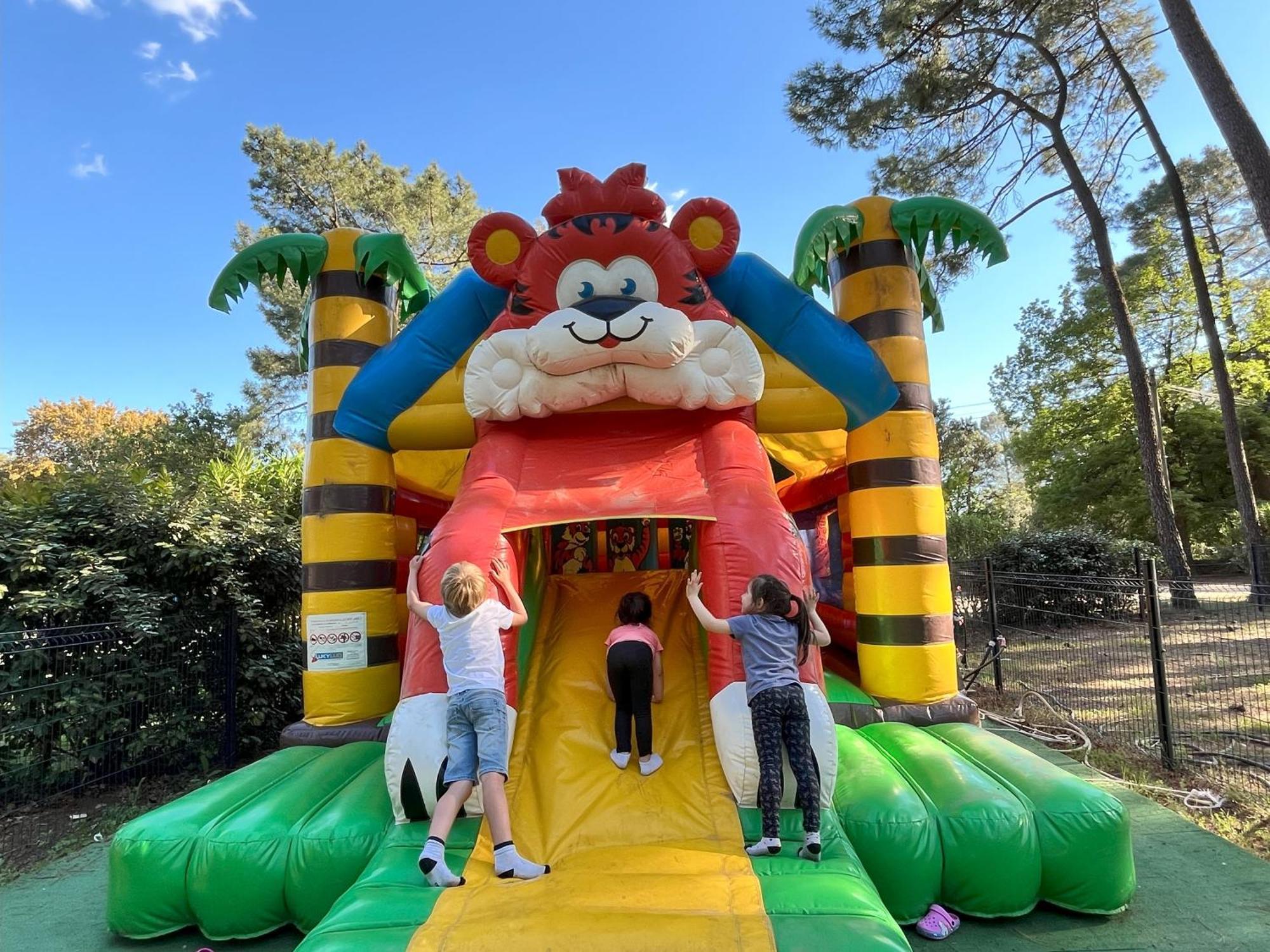 Camping La Simioune En Provence Bollene Luaran gambar