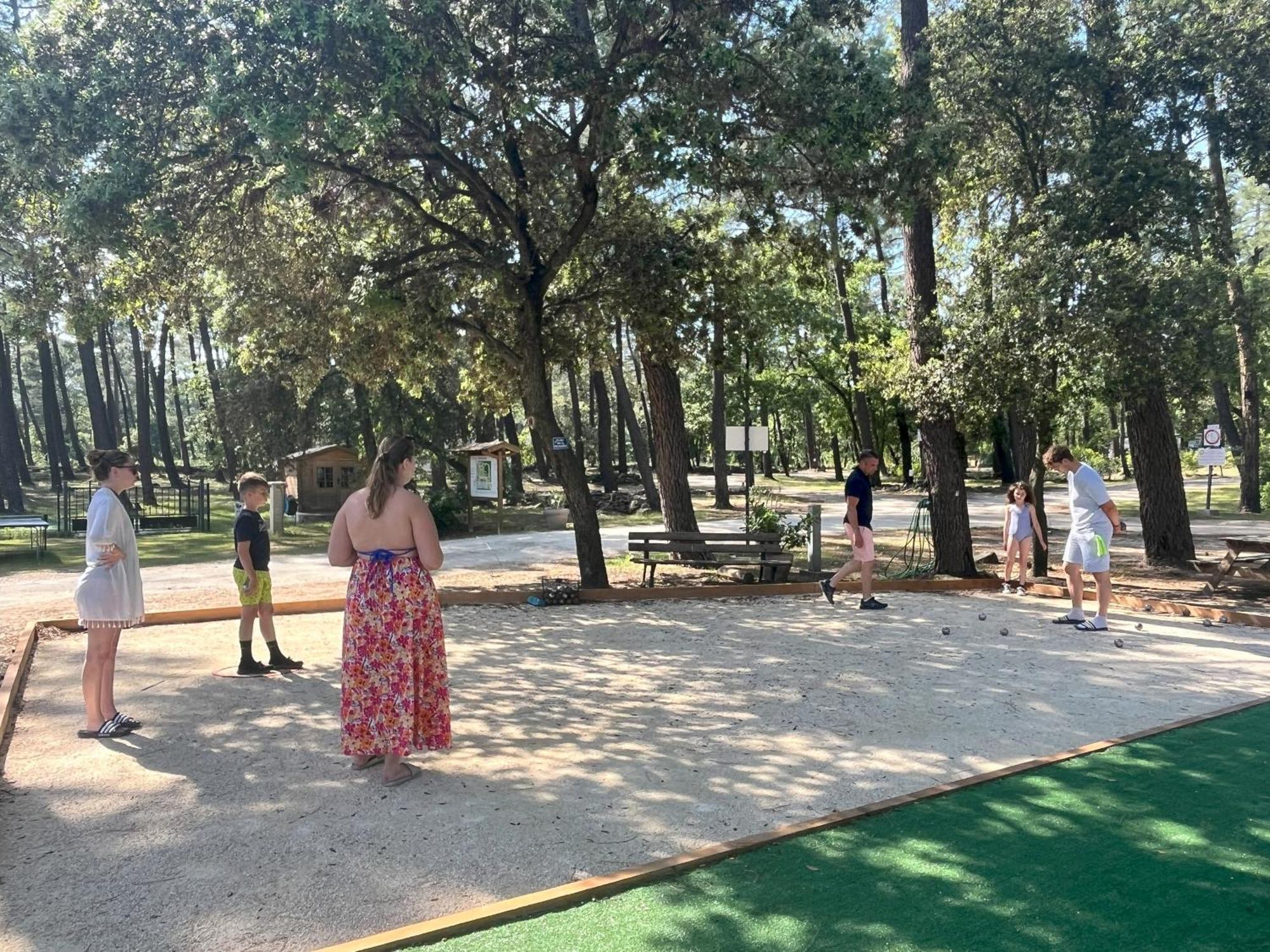 Camping La Simioune En Provence Bollene Luaran gambar